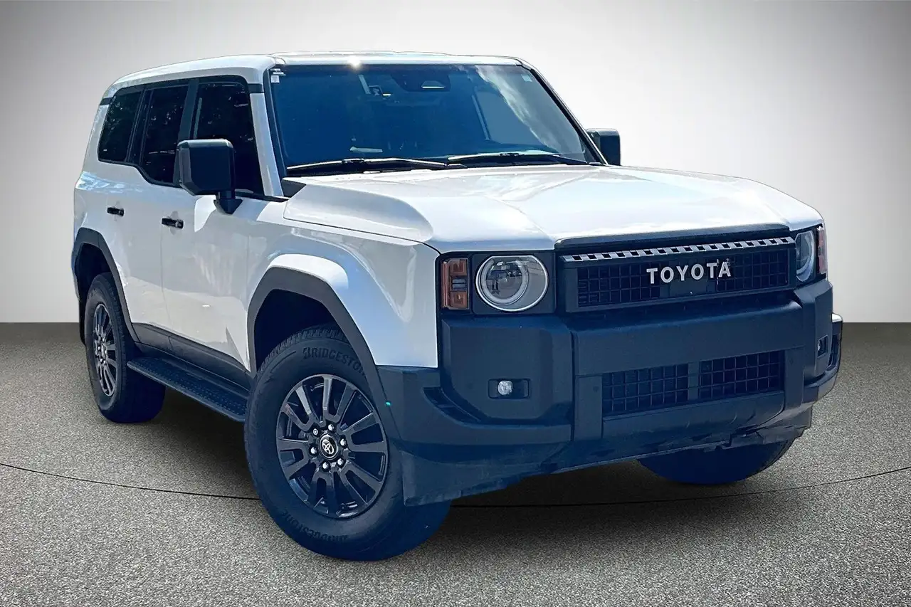 Toyota Land Cruiser снимка Toyota Land Cruiser