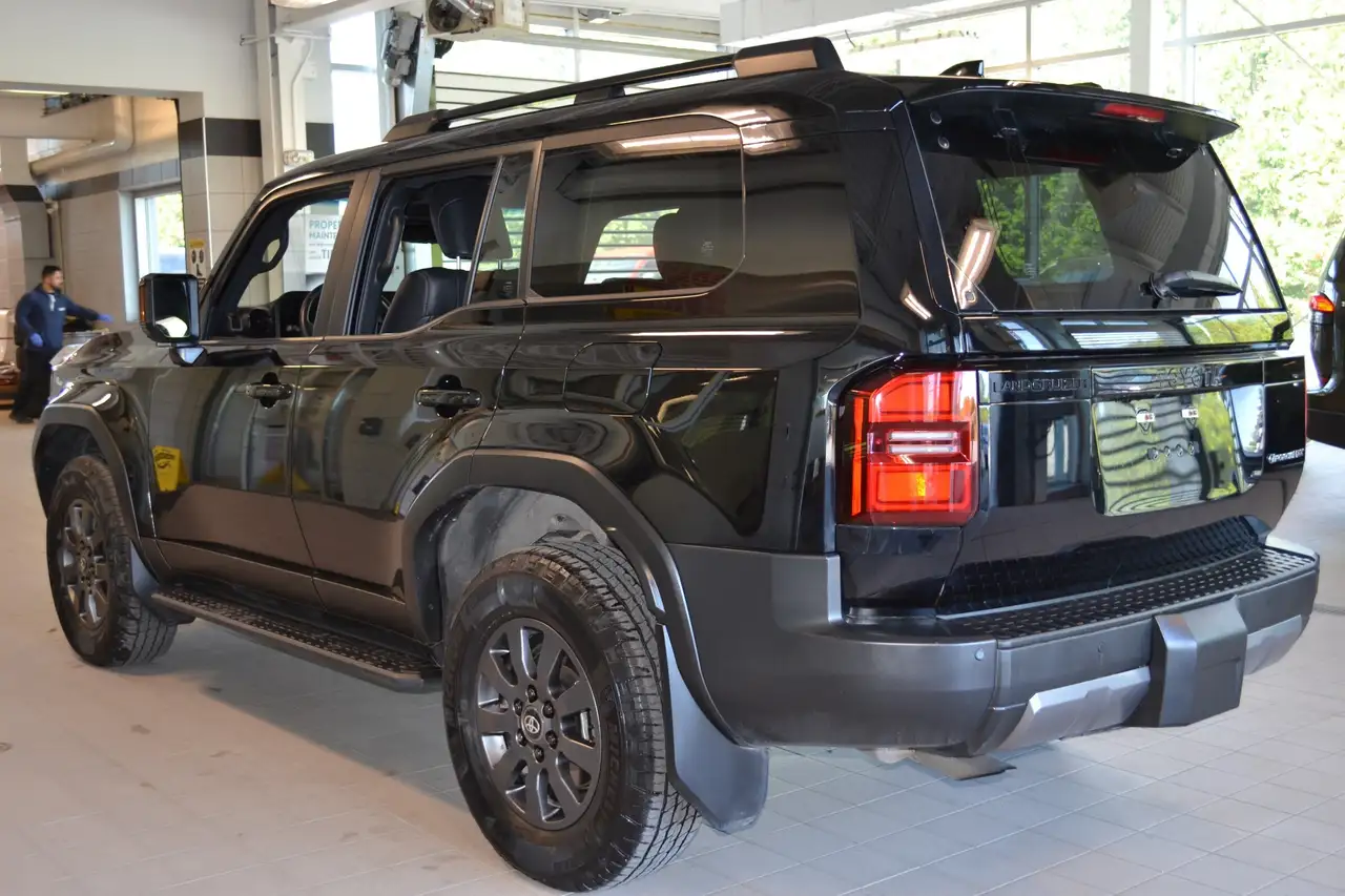 Toyota Land Cruiser снимка Toyota Land Cruiser