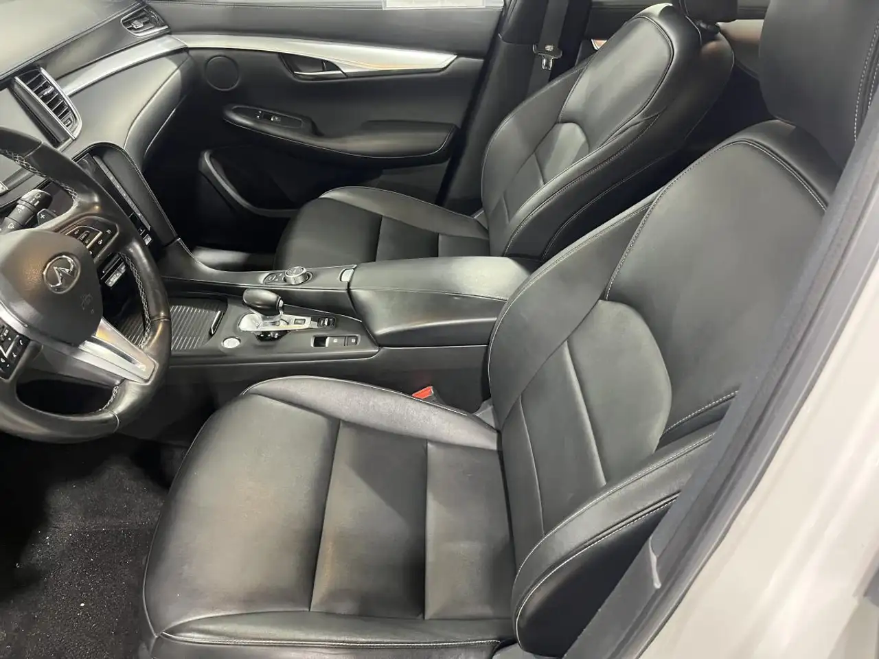 Infiniti QX50 fotografie Infiniti QX50