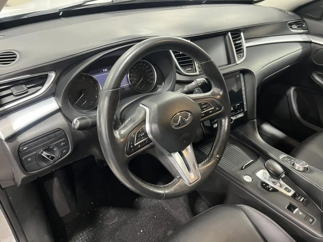 Infiniti QX50 fotografie Infiniti QX50