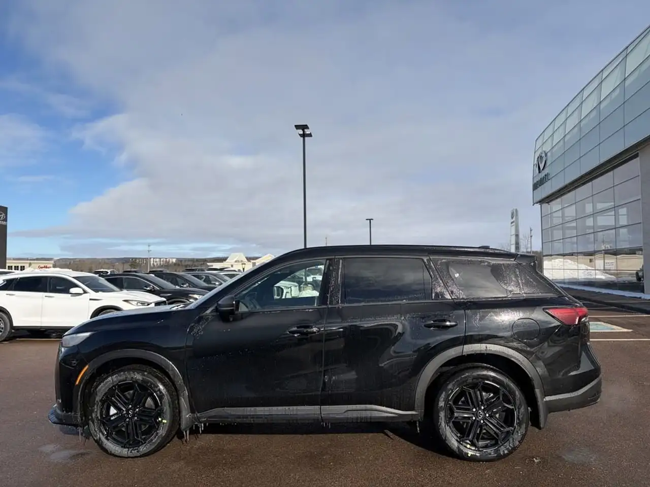 Infiniti QX60 снимка Infiniti QX60