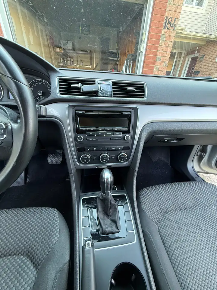 Volkswagen Passat снимка Volkswagen Passat