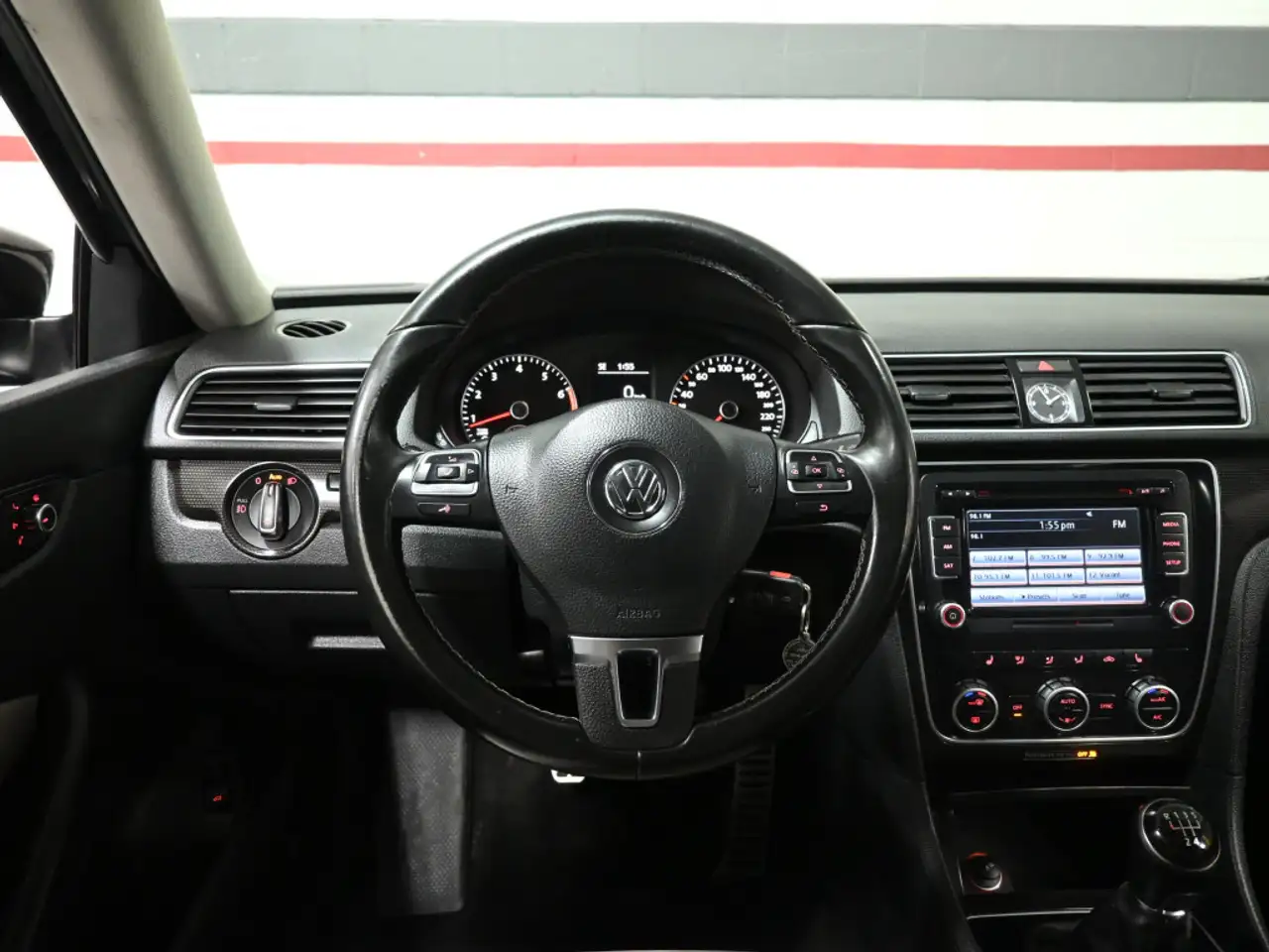 Volkswagen Passat photo Volkswagen Passat
