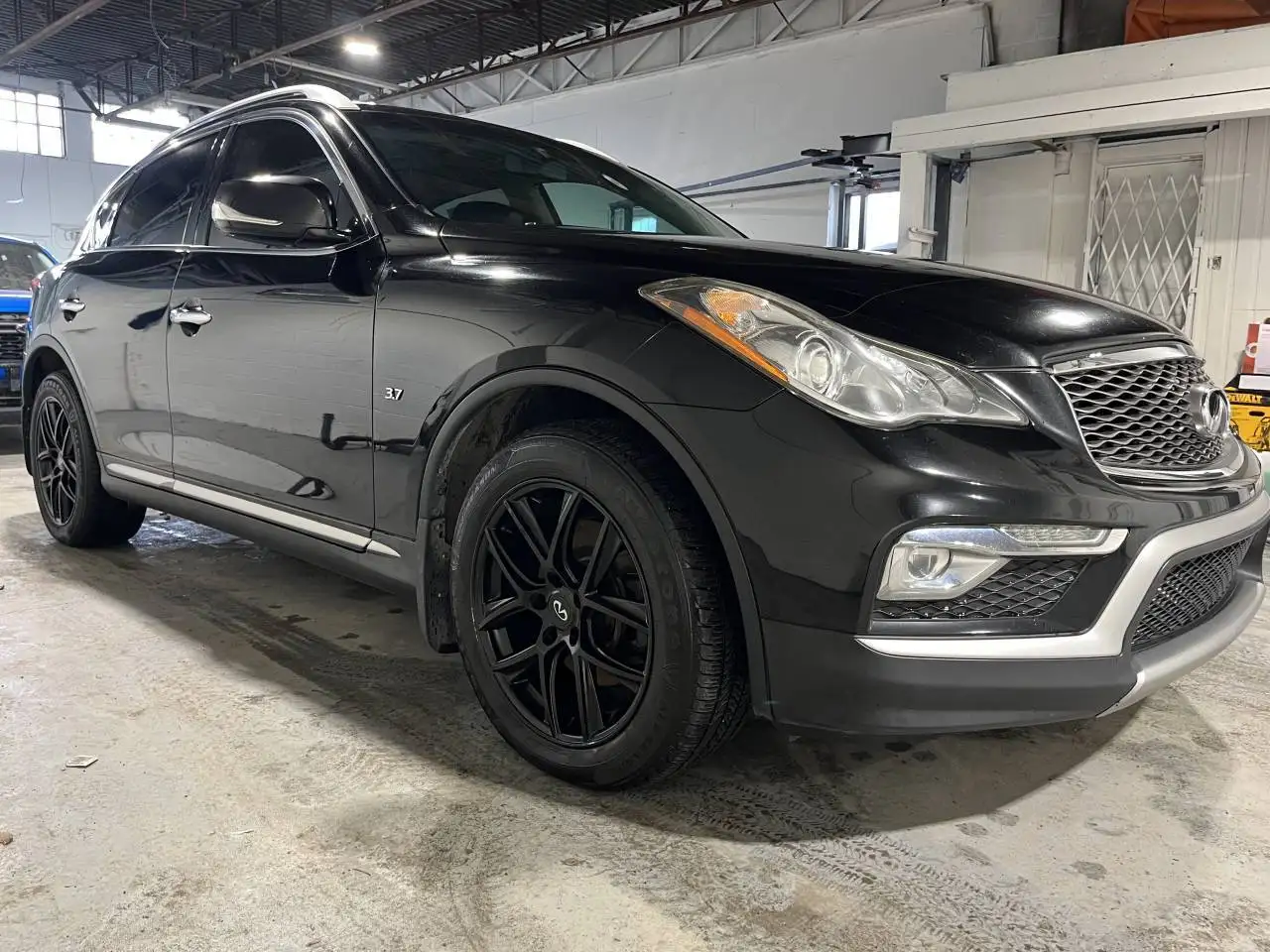 Infiniti QX50 снимка Infiniti QX50