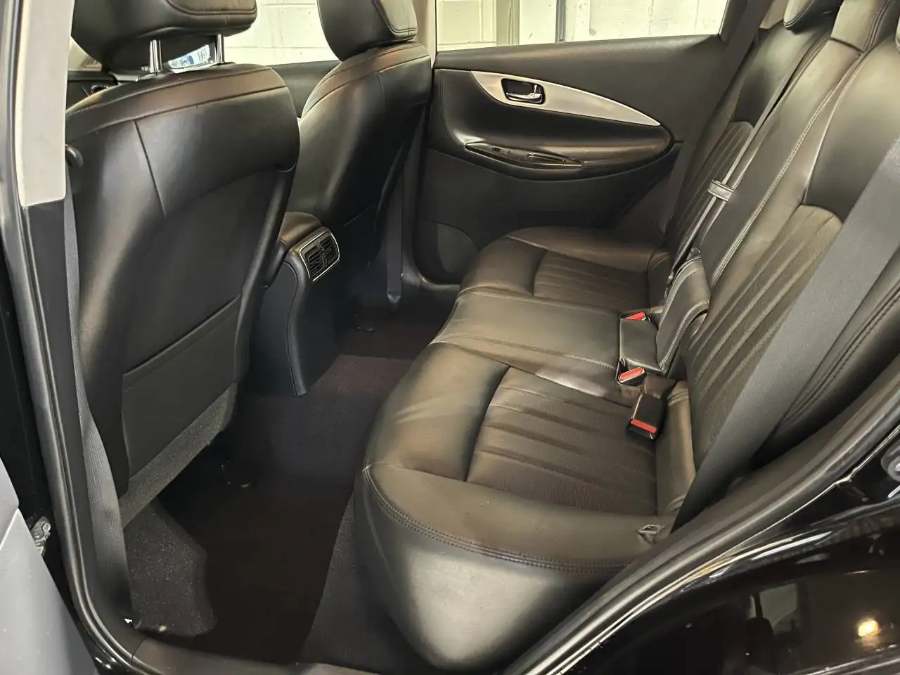 Infiniti QX50 снимка Infiniti QX50