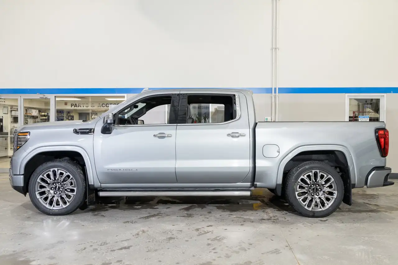 GMC Sierra 1500 снимка GMC Sierra 1500
