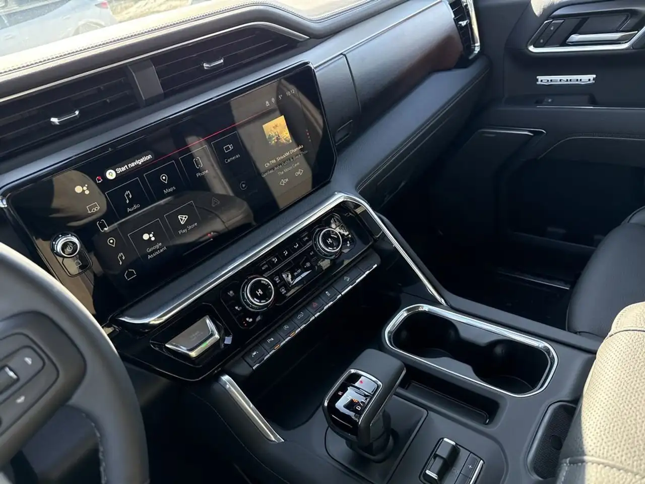GMC Sierra 1500 photo GMC Sierra 1500