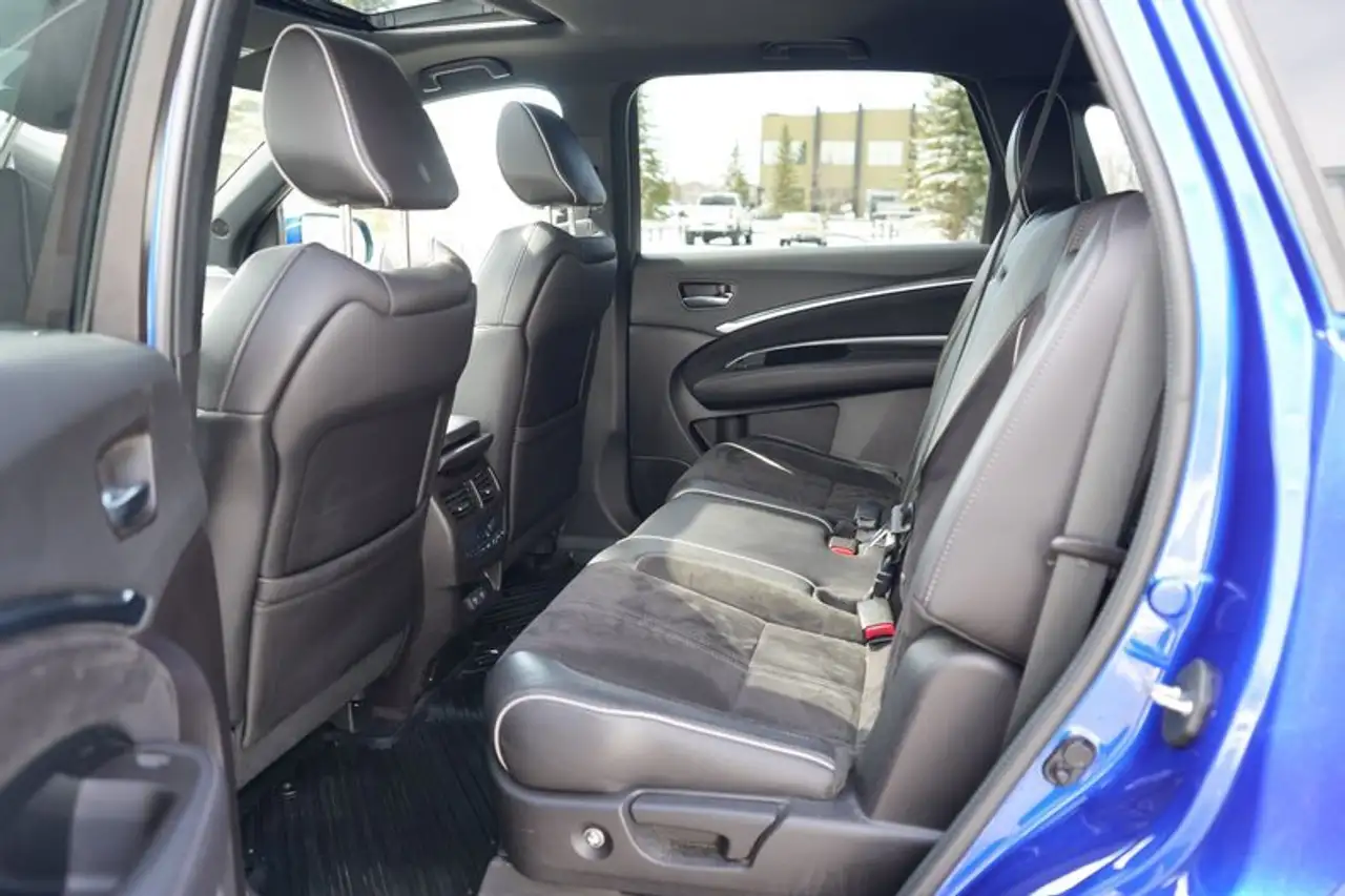 Acura MDX снимка Acura MDX