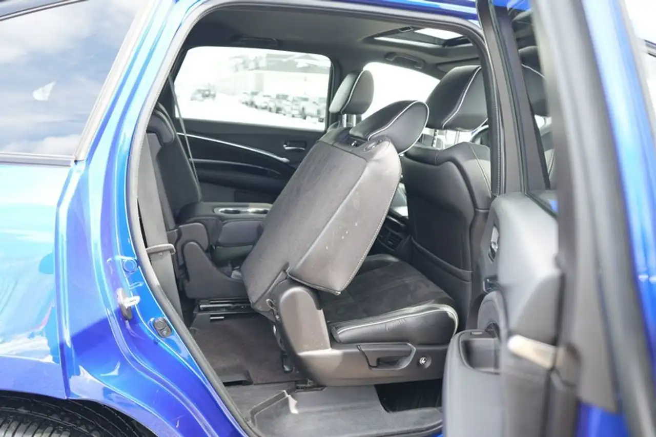 Acura MDX снимка Acura MDX