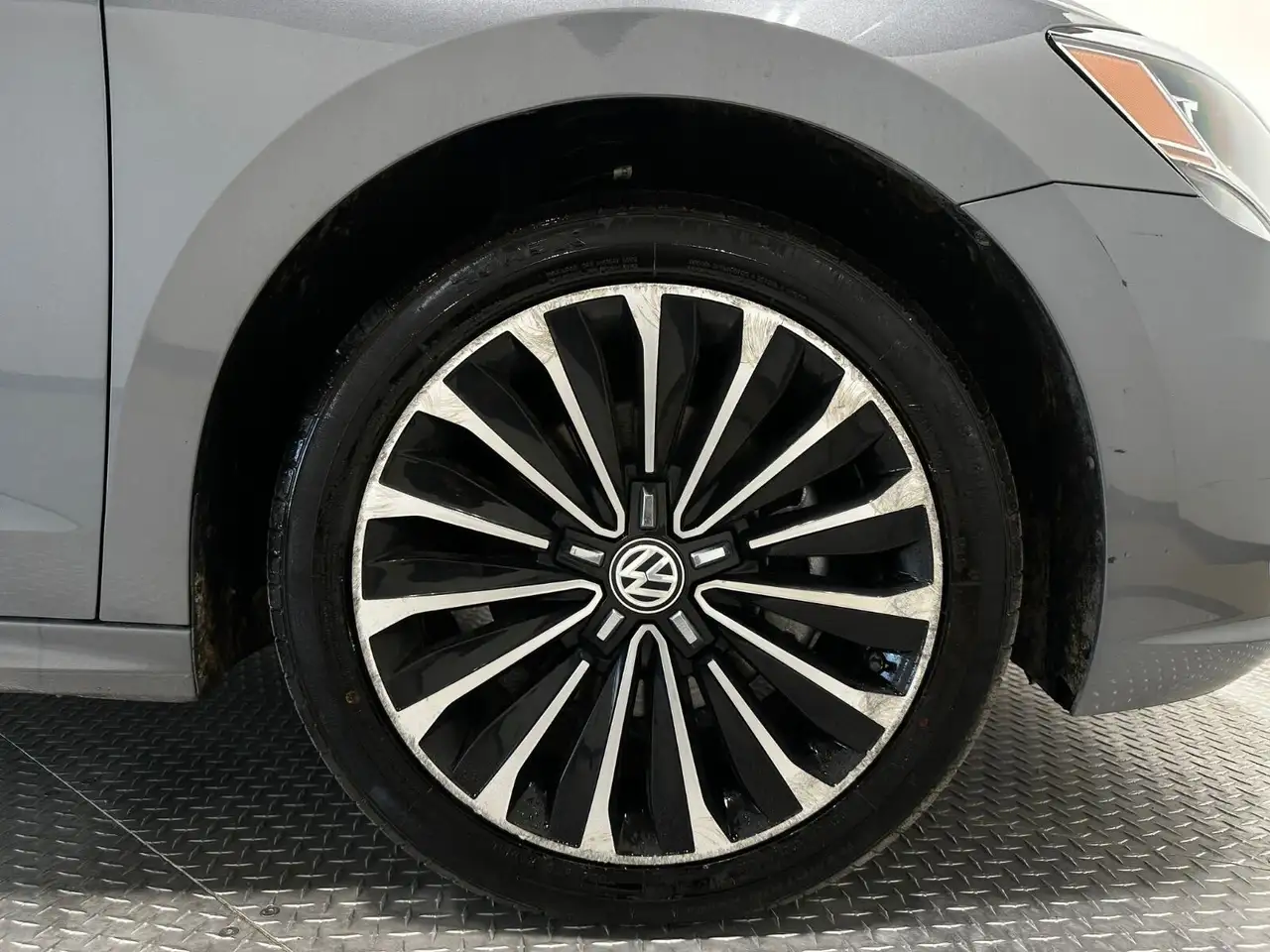 Volkswagen Passat снимка Volkswagen Passat