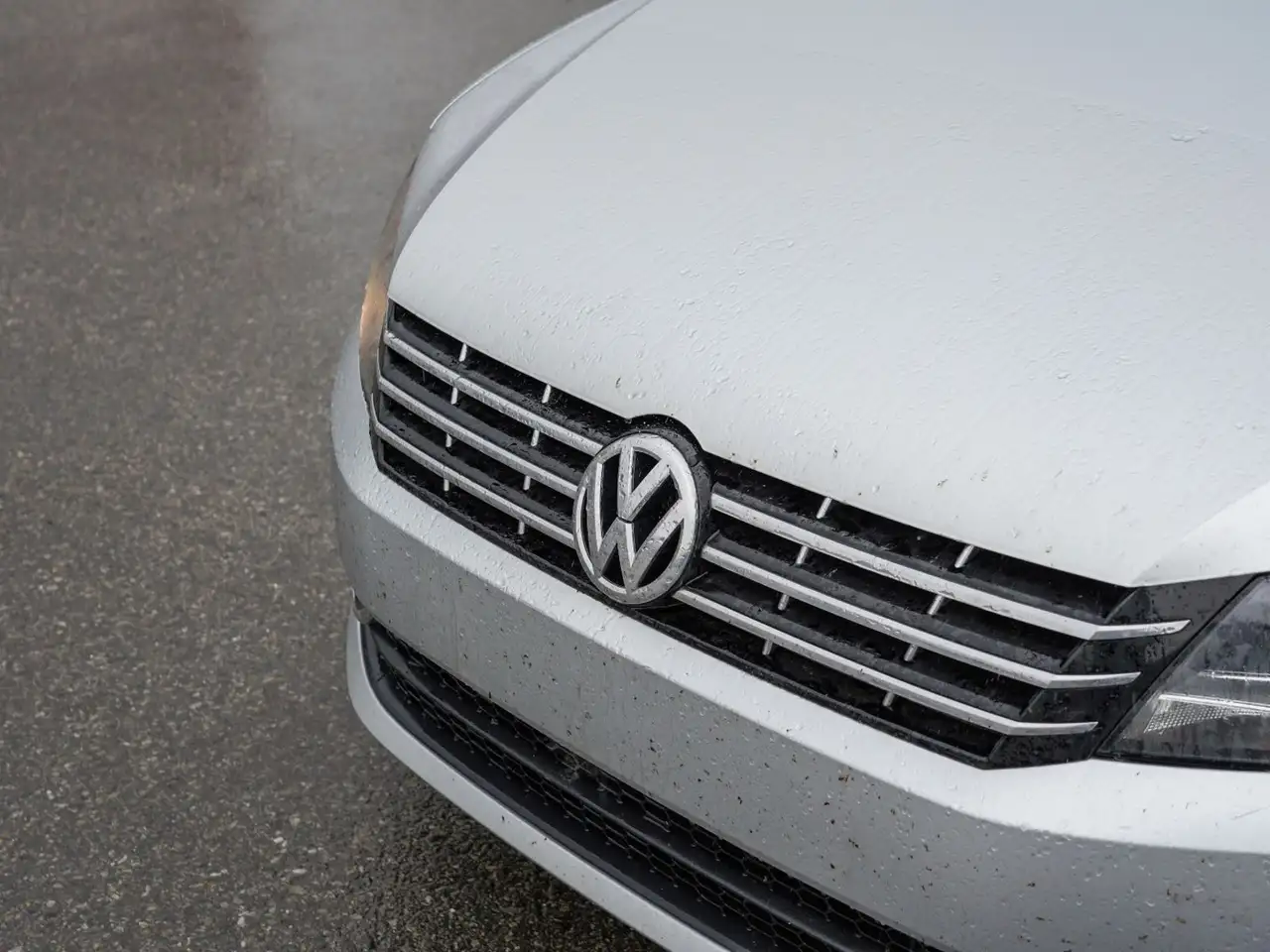 Volkswagen Passat photo Volkswagen Passat
