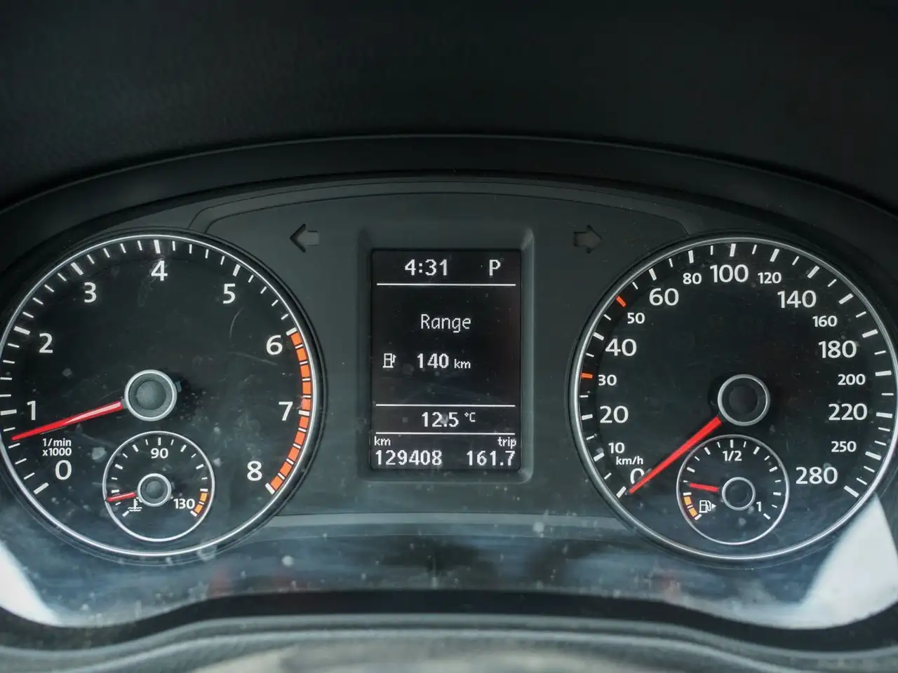 Volkswagen Passat photo Volkswagen Passat