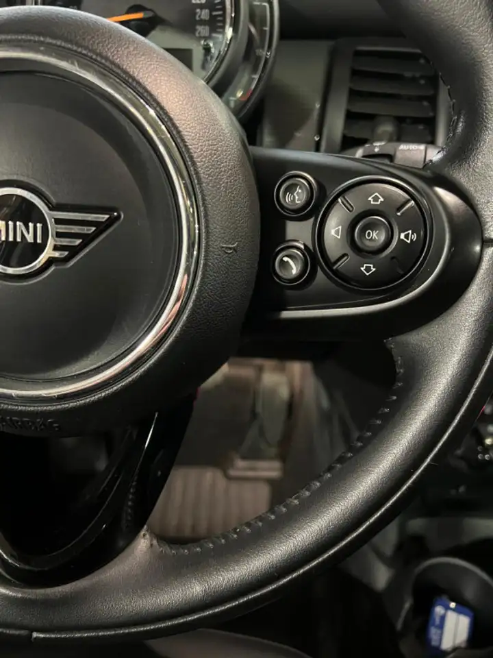 MINI 5 Door photo MINI 5 Door