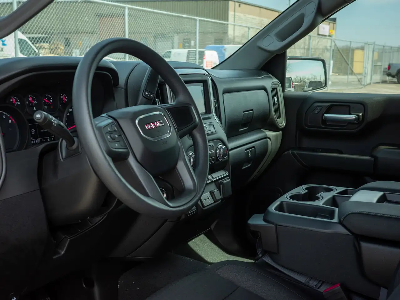 GMC Sierra 1500 снимка GMC Sierra 1500