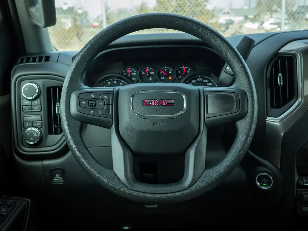 GMC Sierra 1500 снимка GMC Sierra 1500