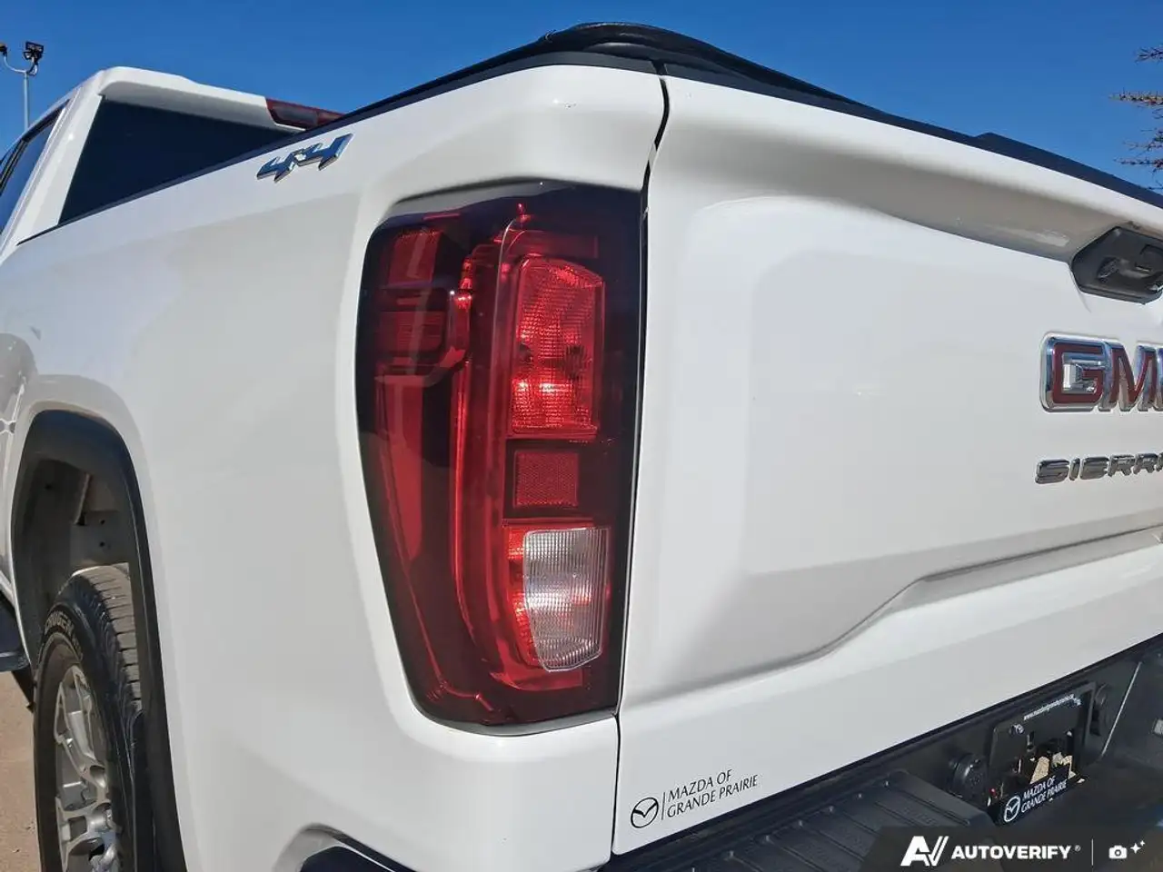 GMC Sierra 1500 fotografie GMC Sierra 1500