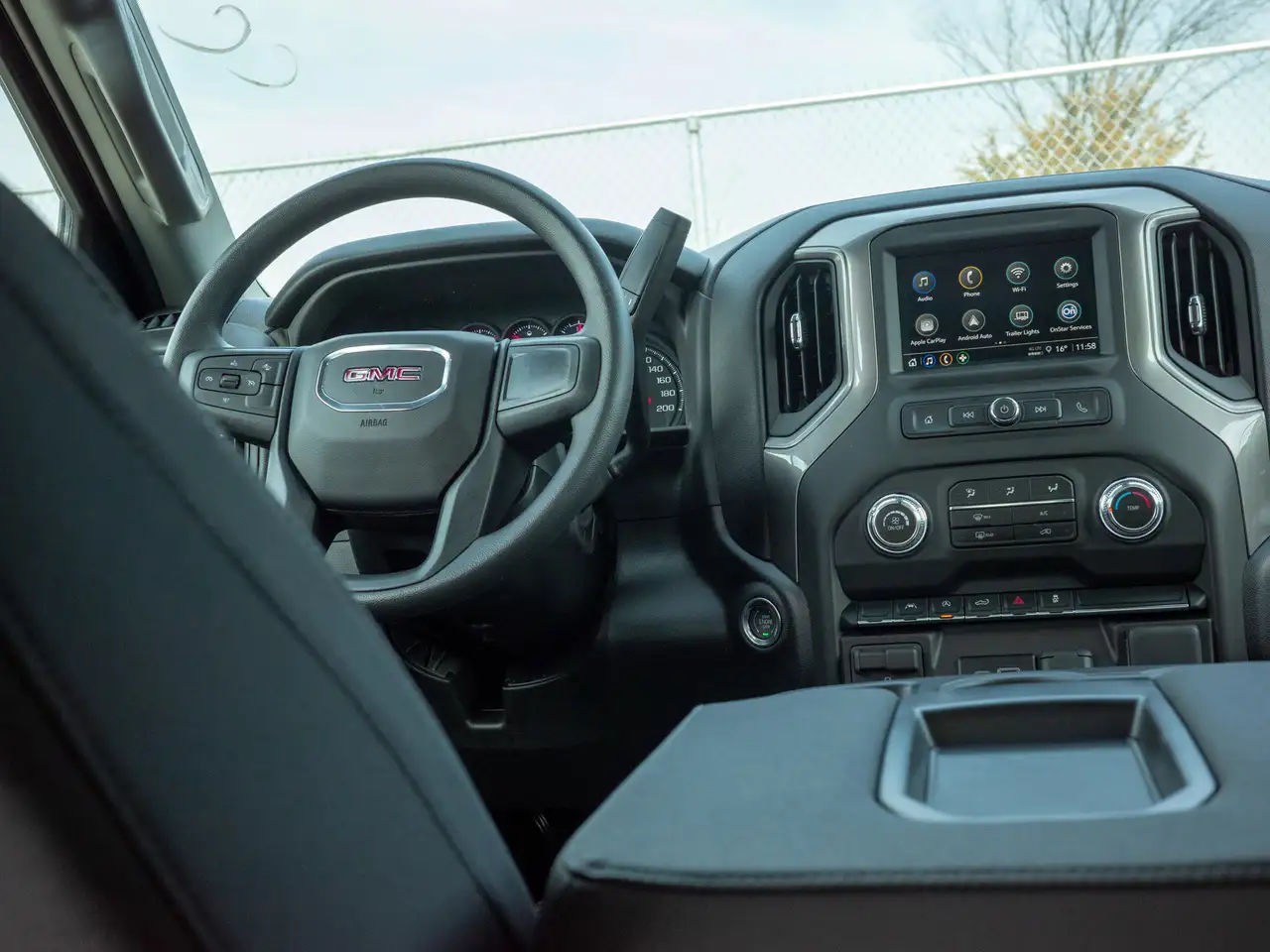GMC Sierra 1500 снимка GMC Sierra 1500