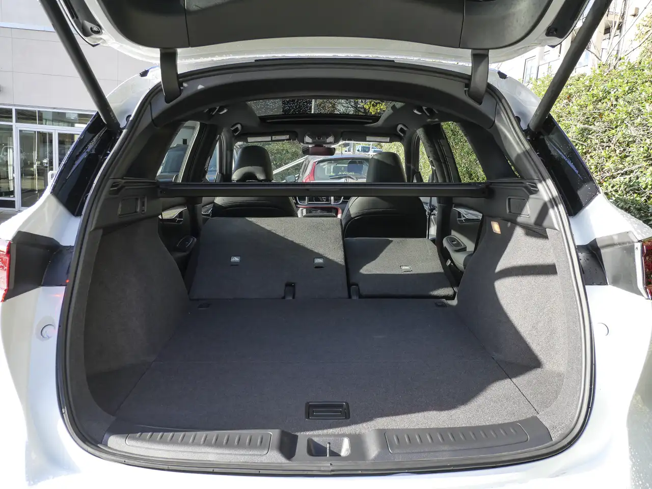 Infiniti QX50 снимка Infiniti QX50