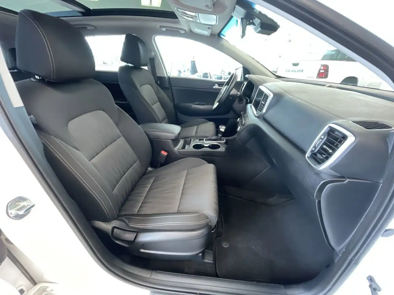 Kia Sportage снимка Kia Sportage