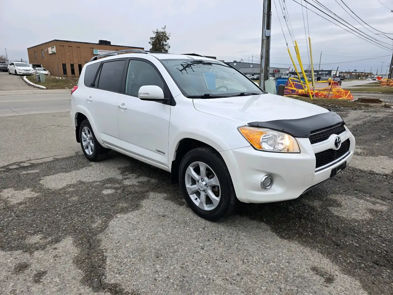 Toyota RAV 4 photo Toyota RAV 4