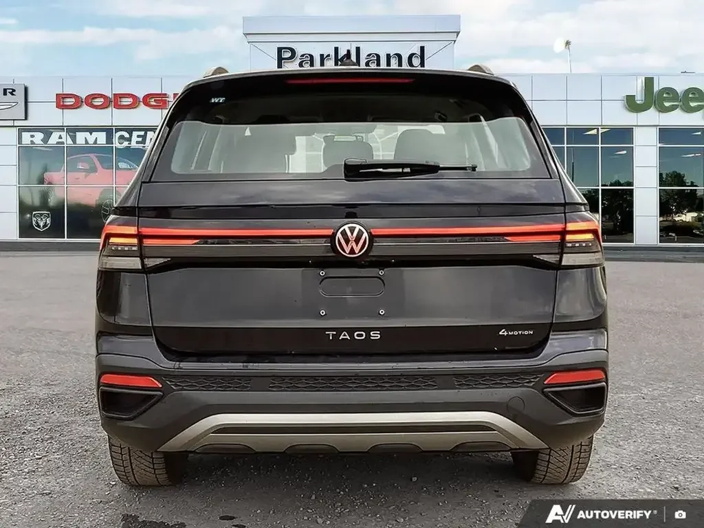 Volkswagen Taos снимка Volkswagen Taos