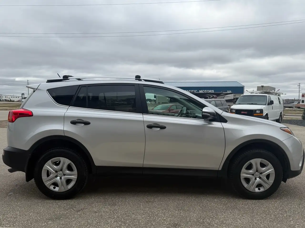 Toyota RAV 4 photo Toyota RAV 4