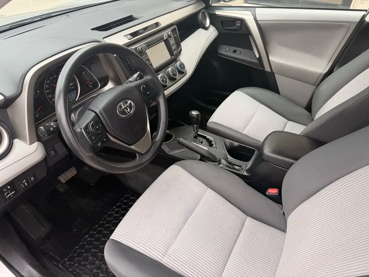 Toyota RAV 4 photo Toyota RAV 4