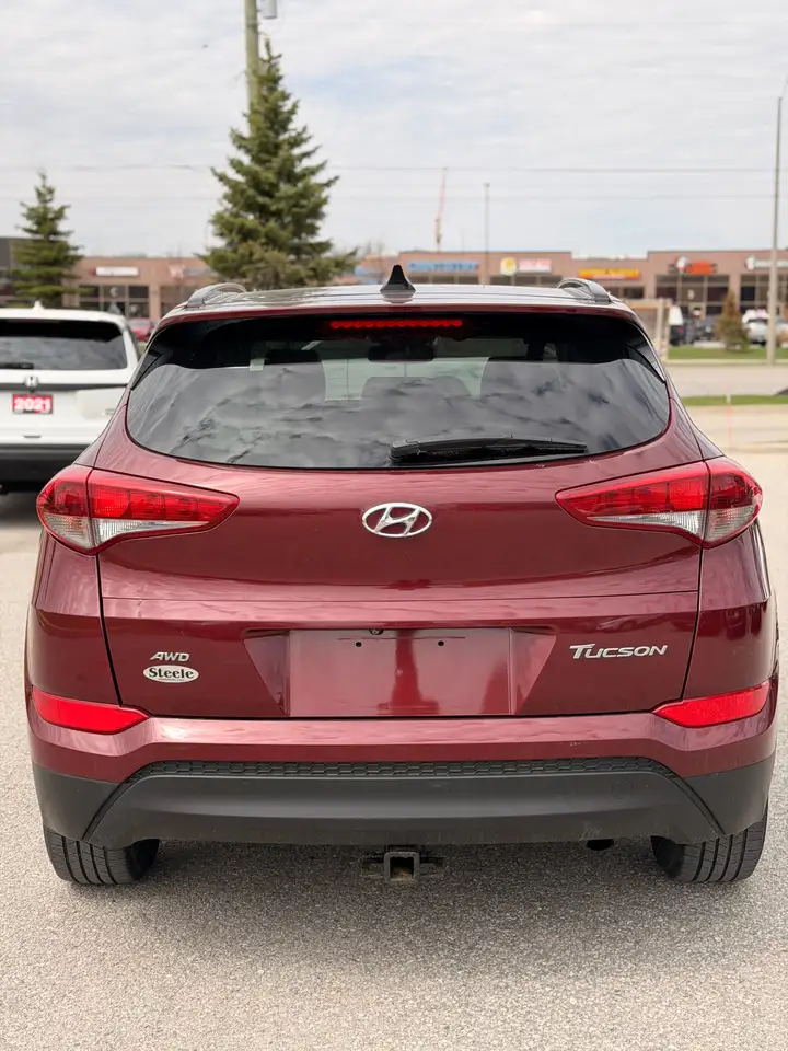 Hyundai TUCSON photo Hyundai TUCSON