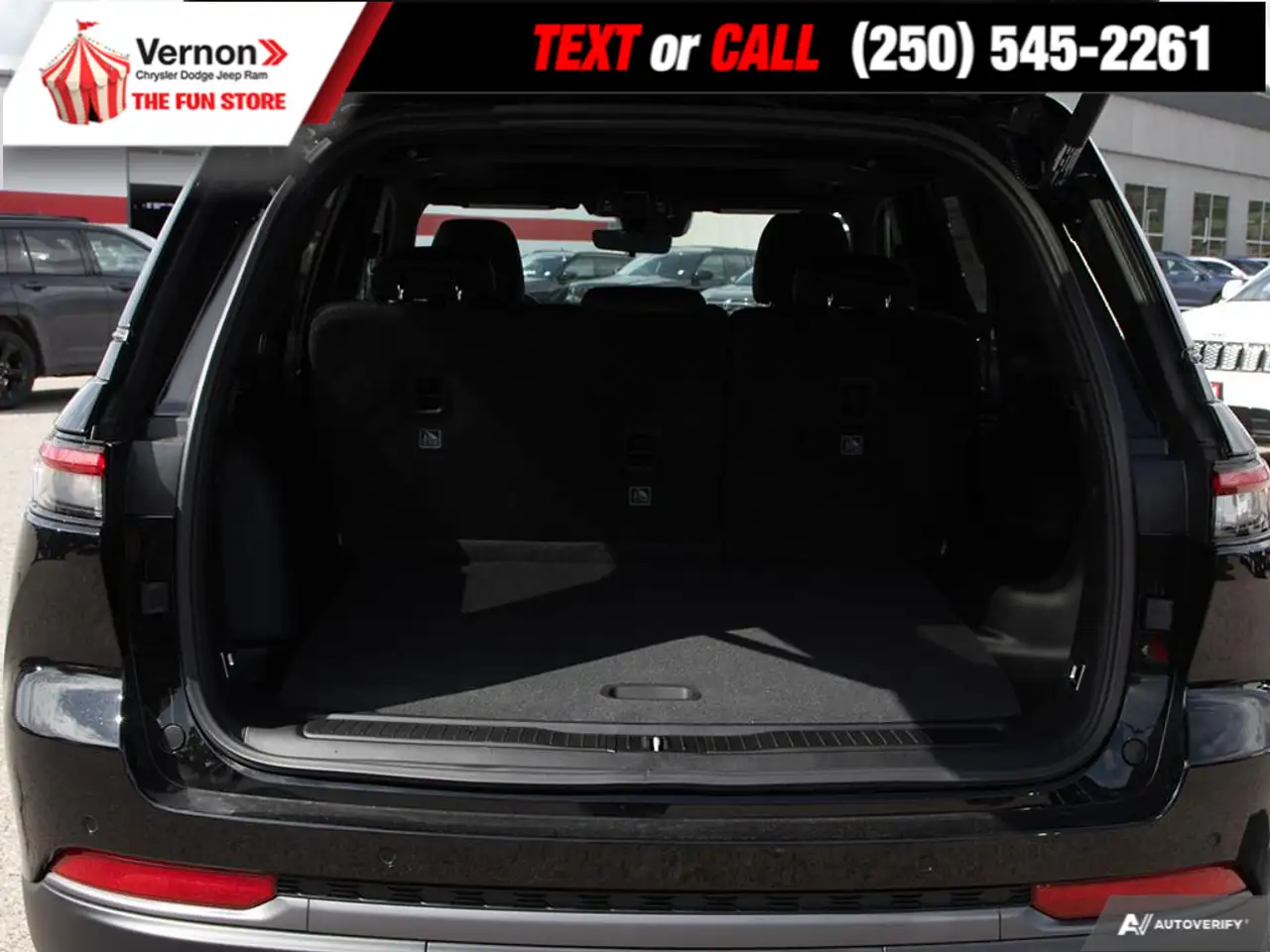 Jeep Grand Cherokee photo Jeep Grand Cherokee