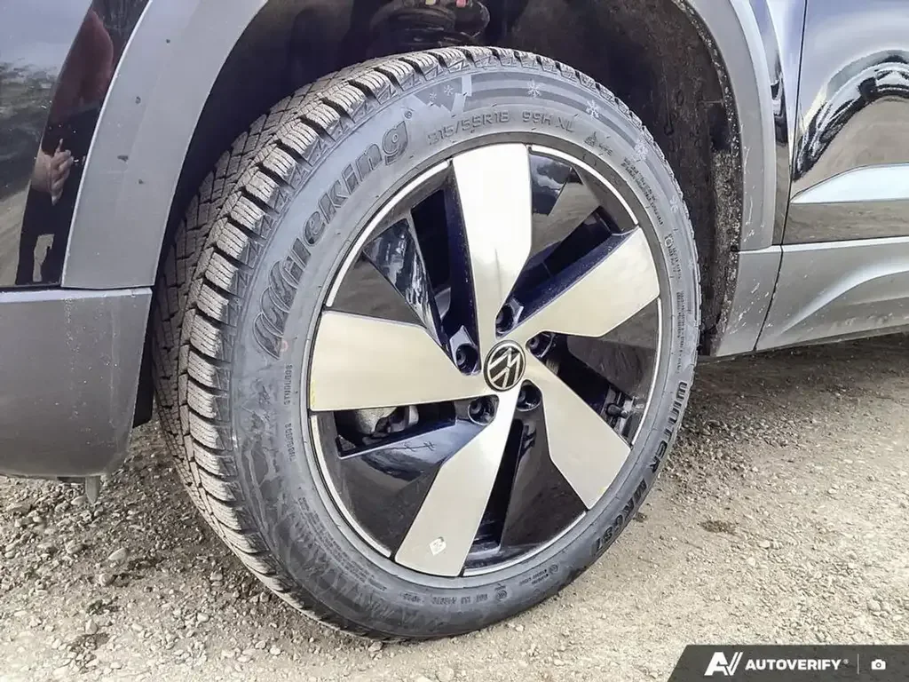 Volkswagen Taos снимка Volkswagen Taos