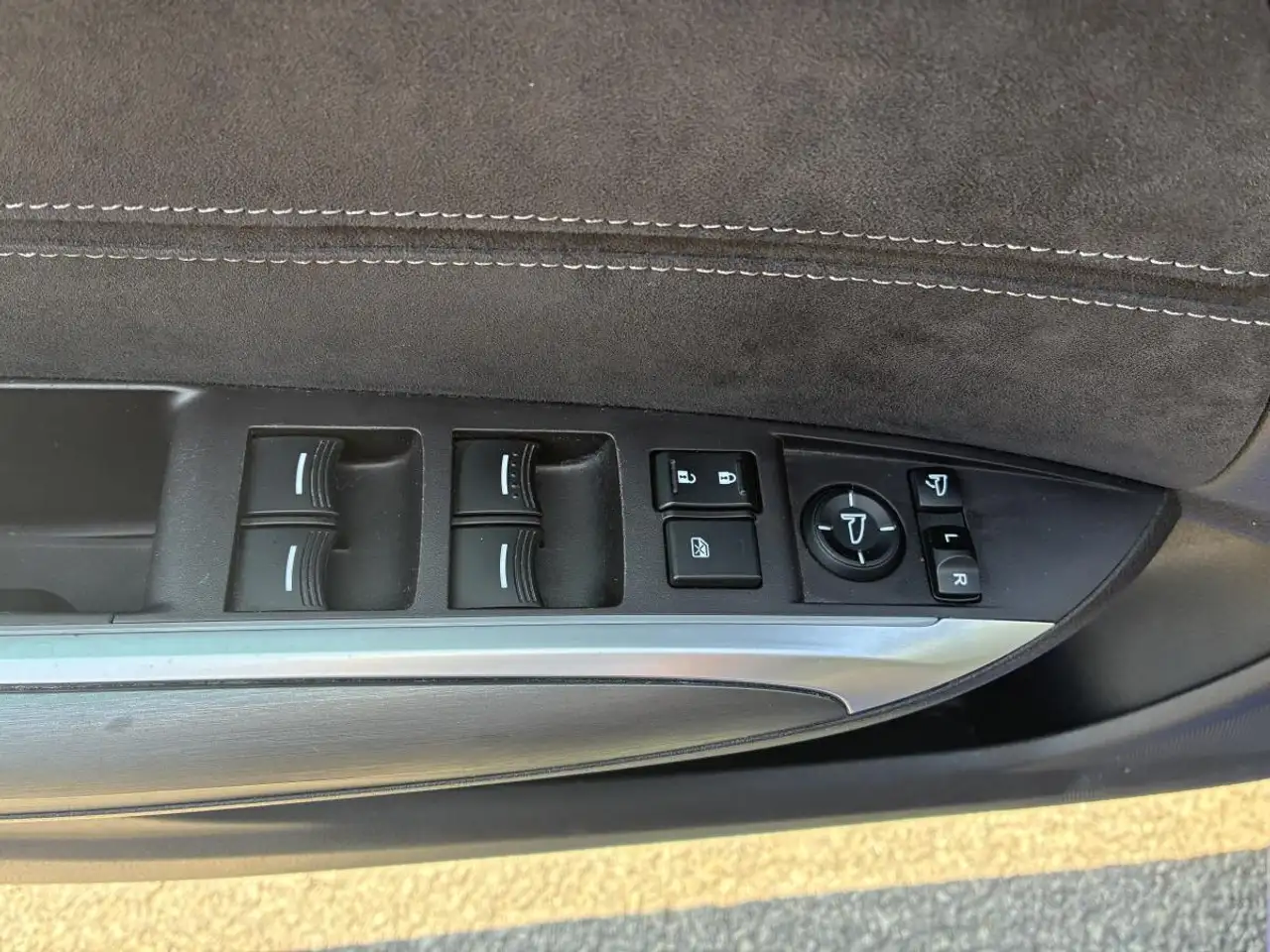 Acura TLX photo Acura TLX