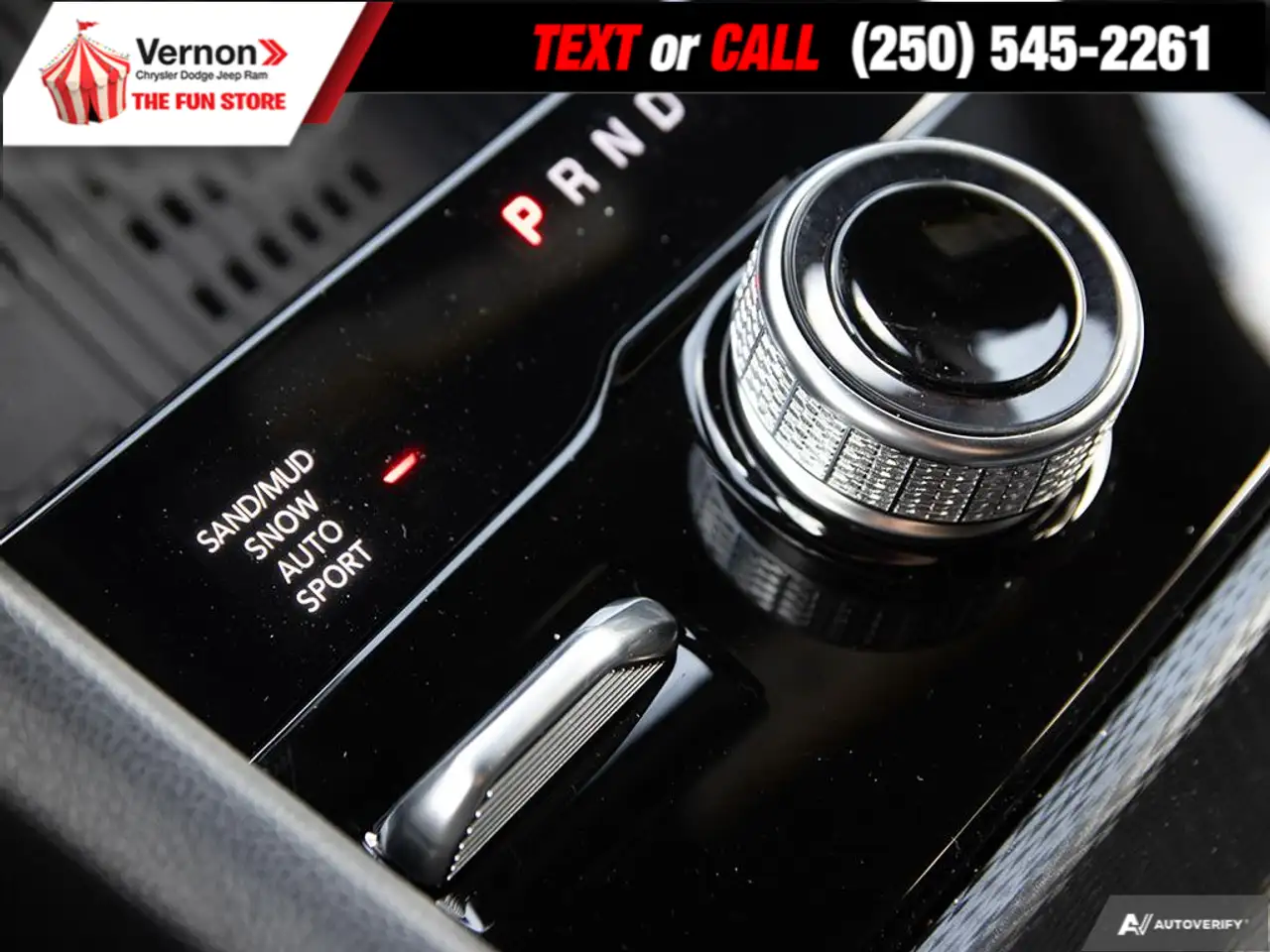 Jeep Grand Cherokee photo Jeep Grand Cherokee