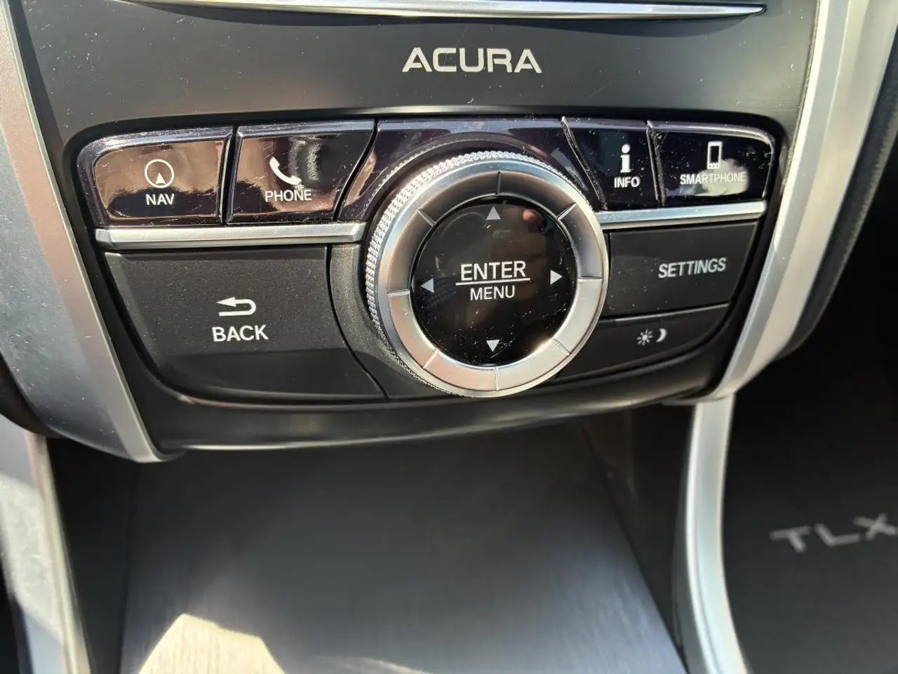 Acura TLX photo Acura TLX