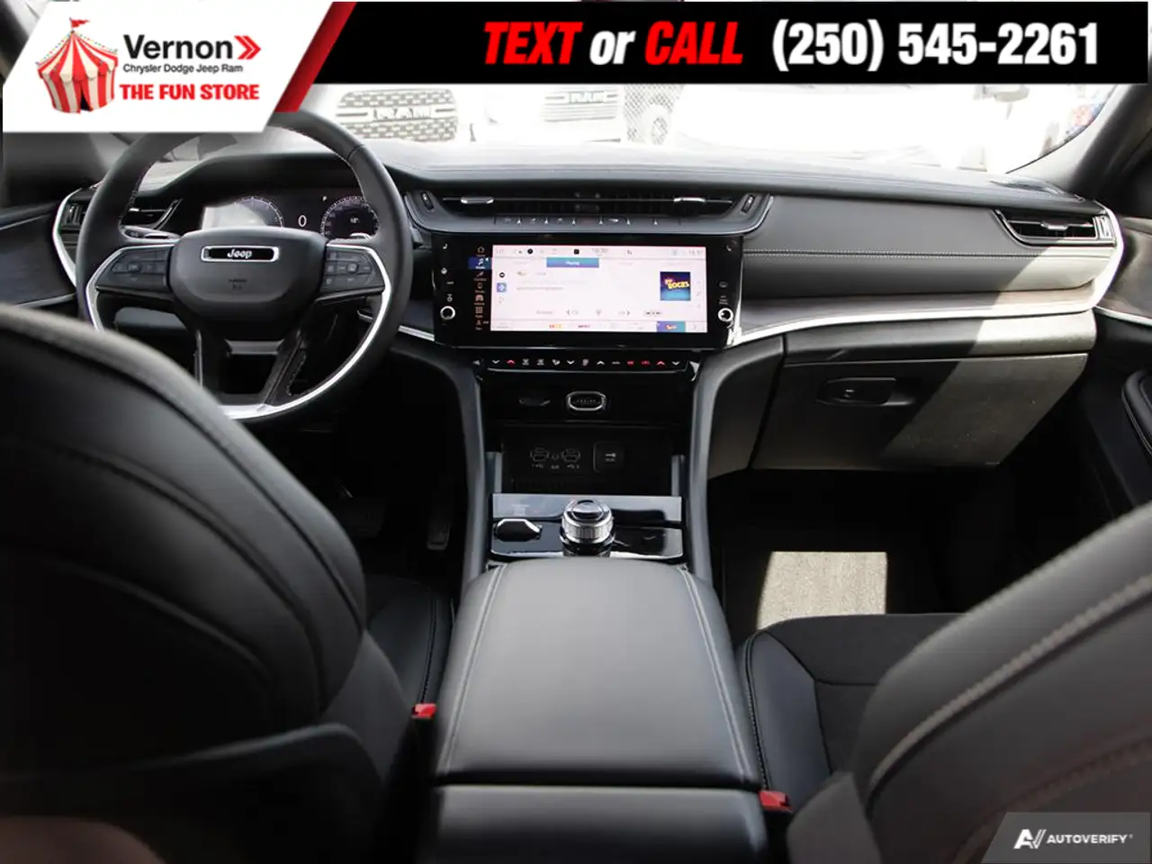 Jeep Grand Cherokee photo Jeep Grand Cherokee