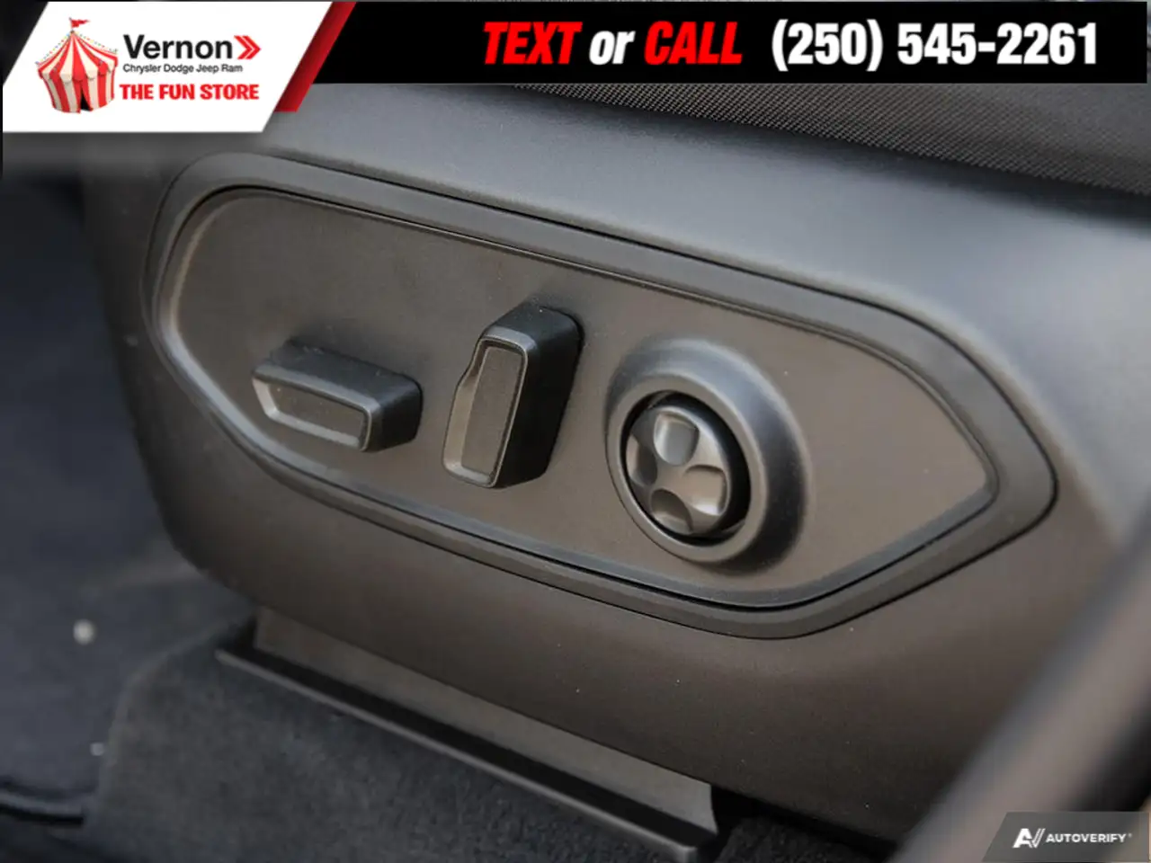 Jeep Grand Cherokee photo Jeep Grand Cherokee
