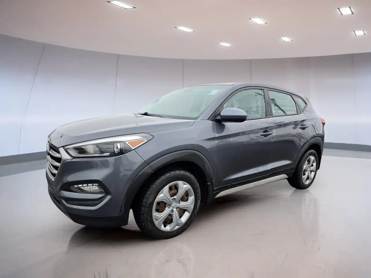 Hyundai TUCSON снимка Hyundai TUCSON