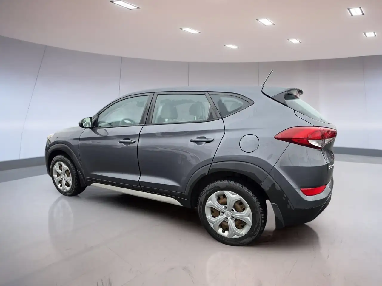 Hyundai TUCSON снимка Hyundai TUCSON
