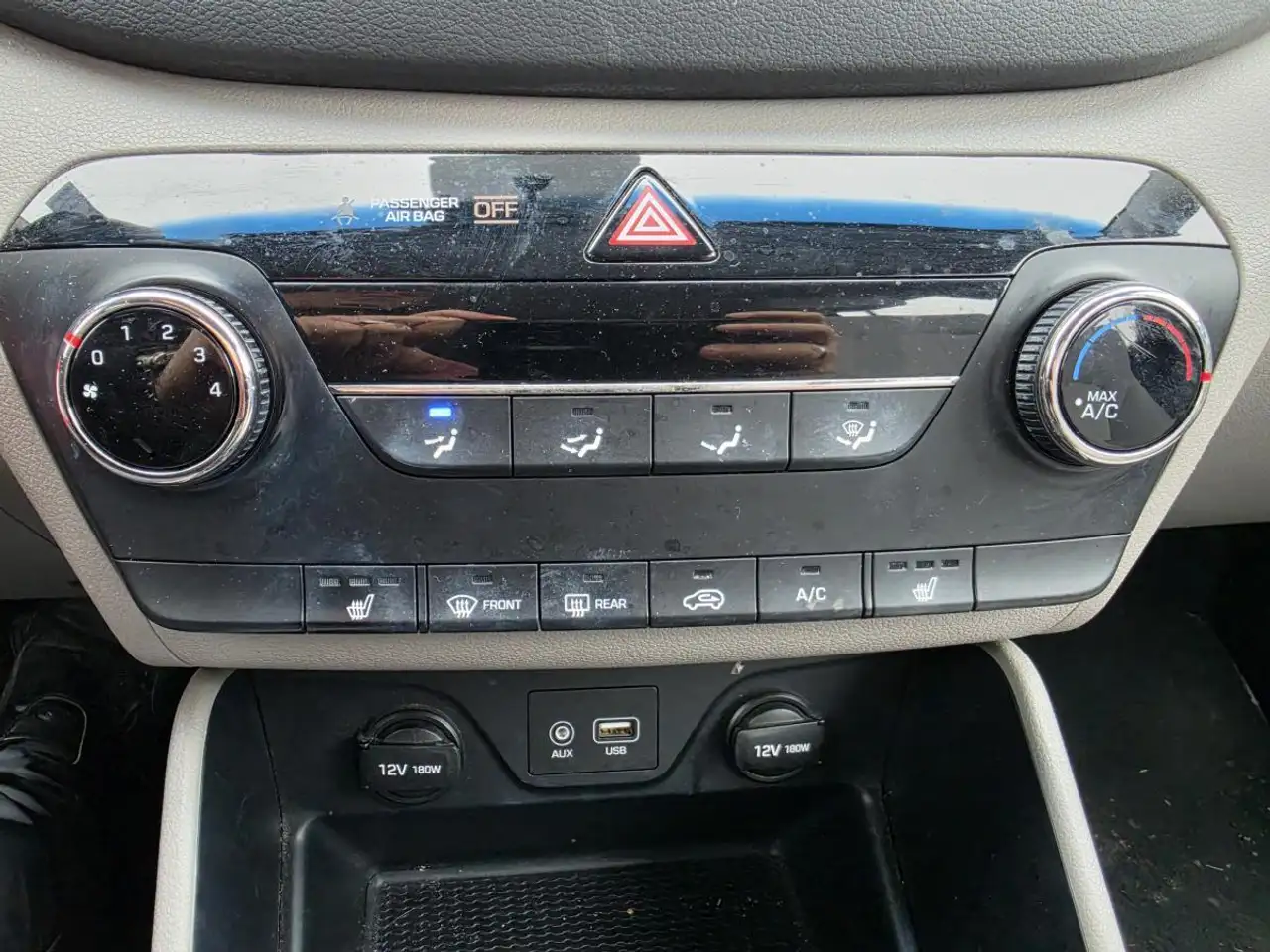 Hyundai TUCSON снимка Hyundai TUCSON