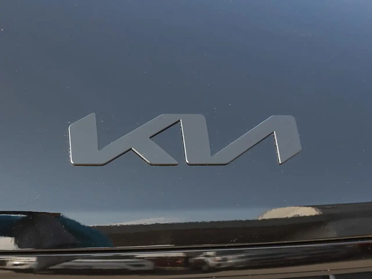 Kia Carnival photo Kia Carnival