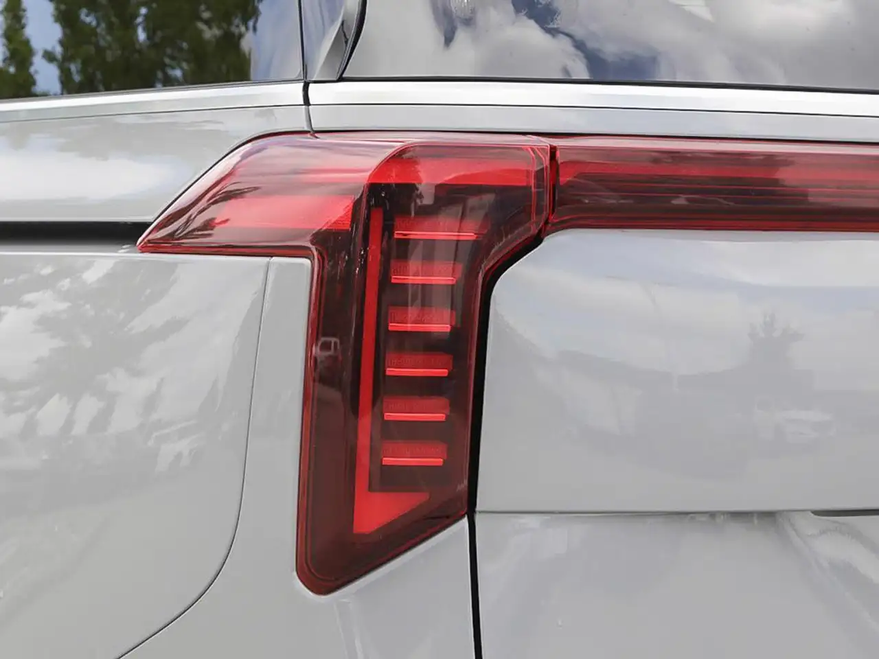 Kia Carnival photo Kia Carnival