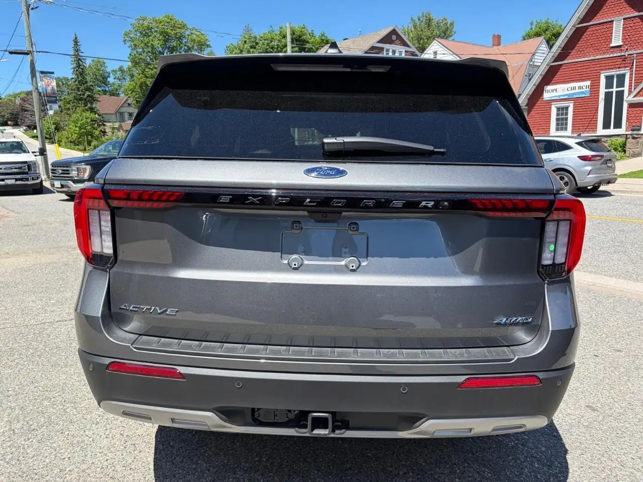 Ford Explorer снимка Ford Explorer