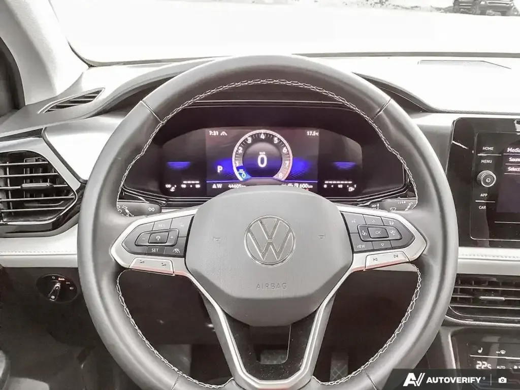 Volkswagen Taos снимка Volkswagen Taos