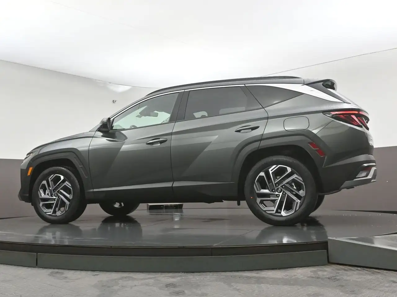Hyundai TUCSON photo Hyundai TUCSON