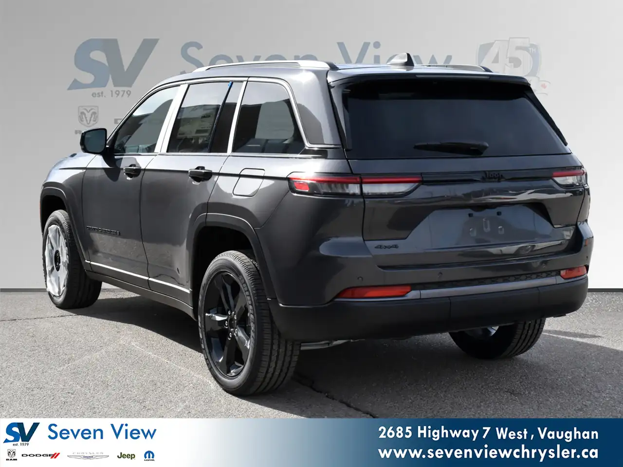 Jeep Grand Cherokee снимка Jeep Grand Cherokee