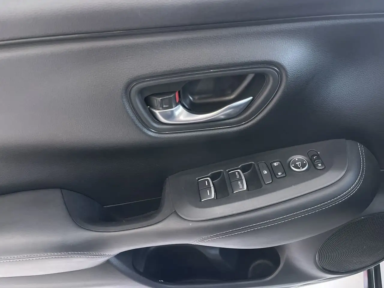 Honda HR-V снимка Honda HR-V