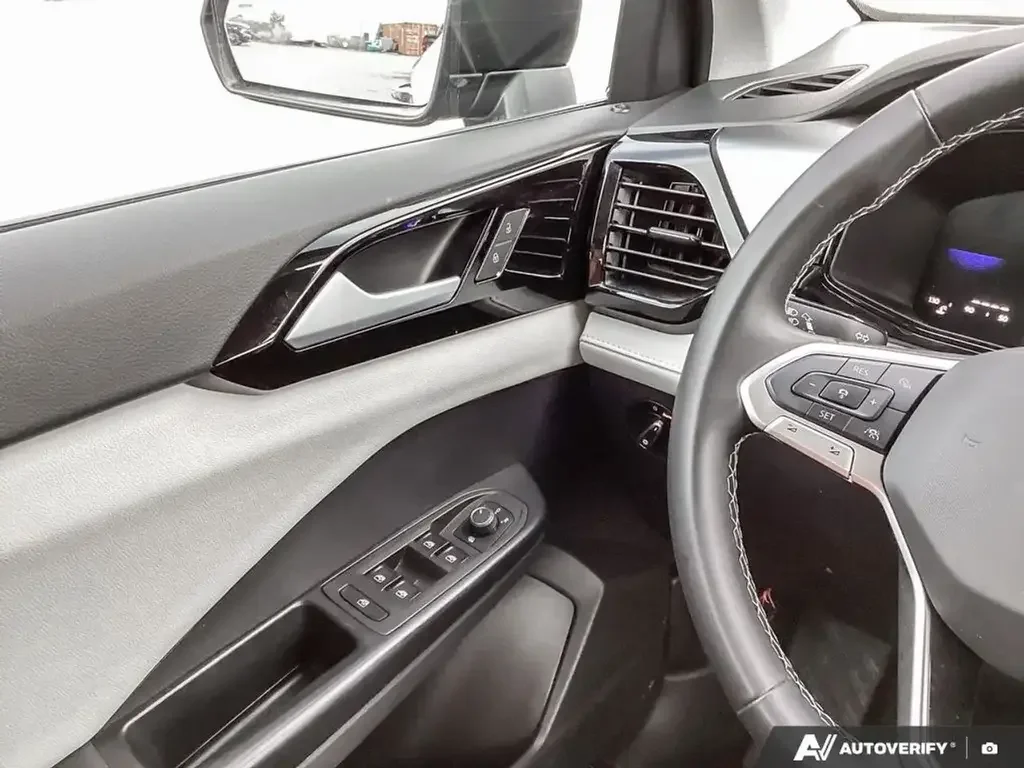 Volkswagen Taos снимка Volkswagen Taos