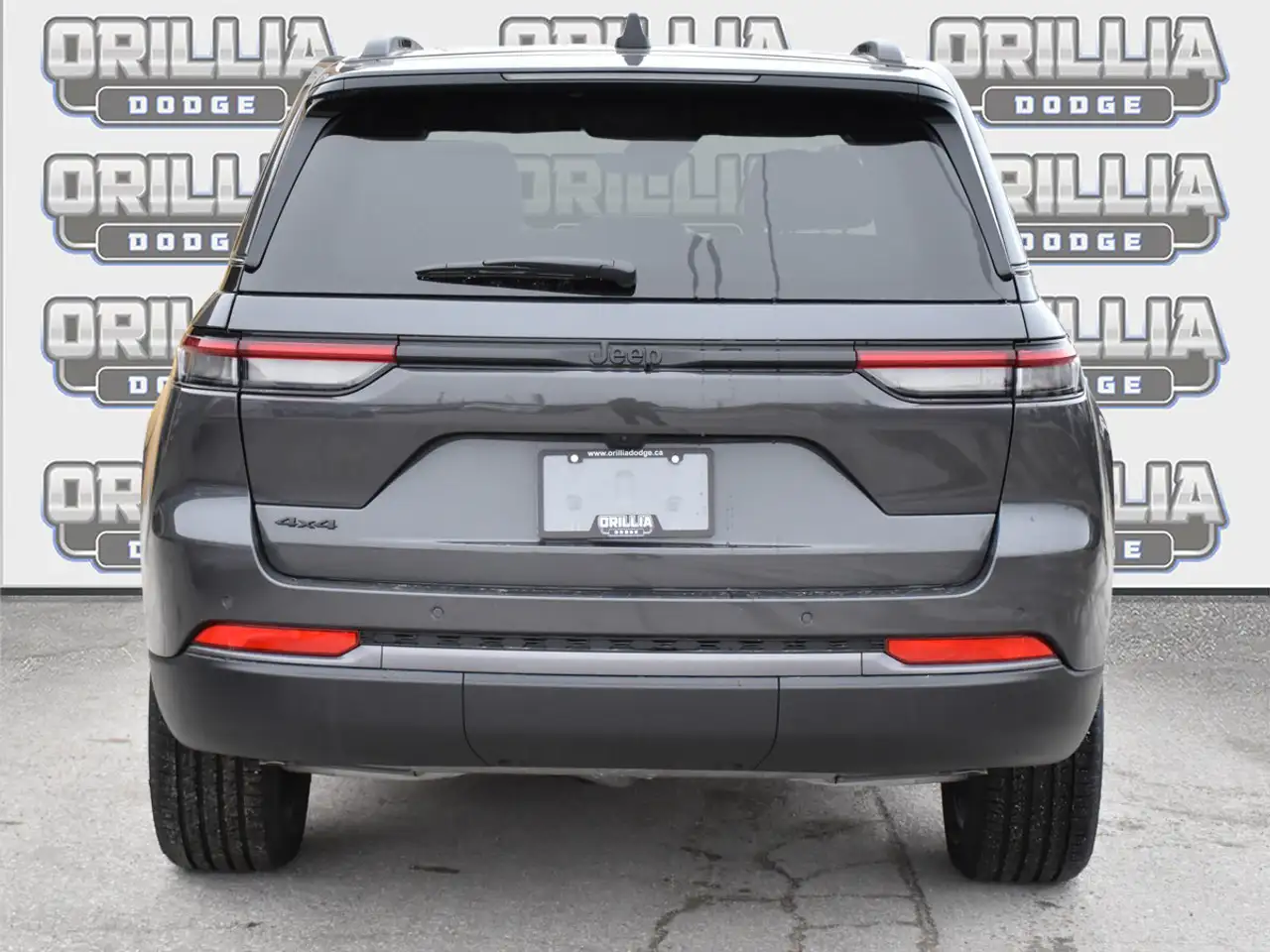 Jeep Grand Cherokee снимка Jeep Grand Cherokee