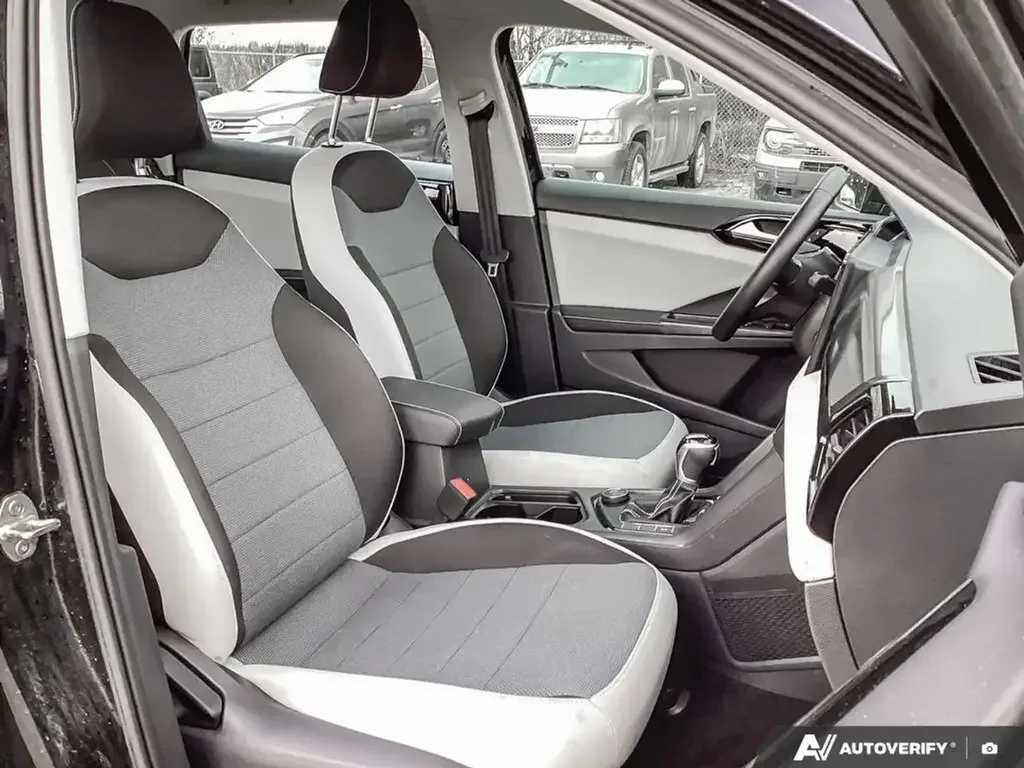 Volkswagen Taos снимка Volkswagen Taos