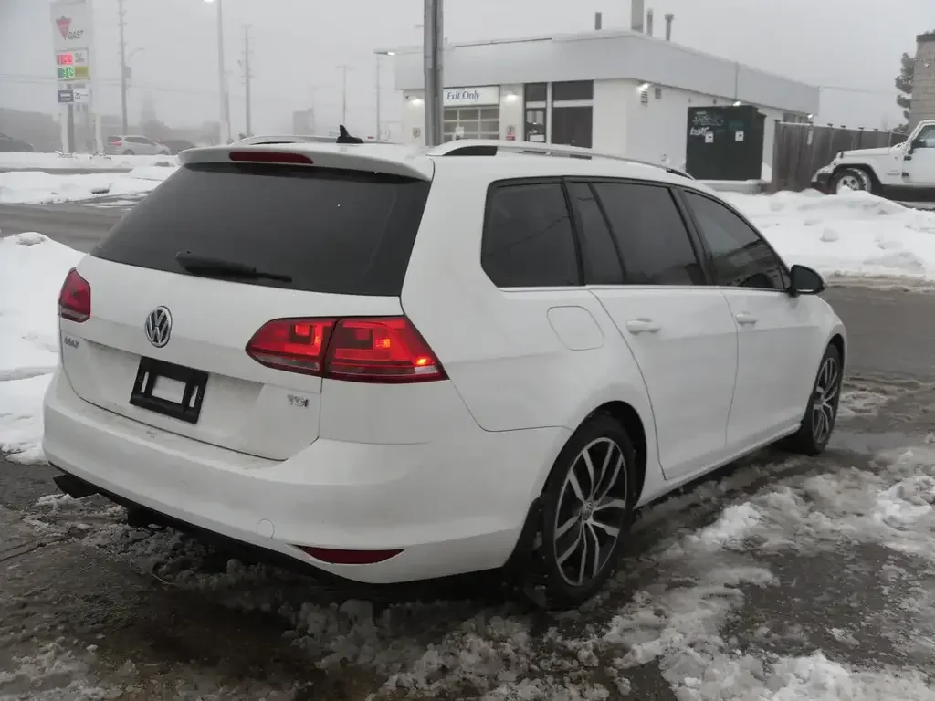 Volkswagen Golf снимка Volkswagen Golf