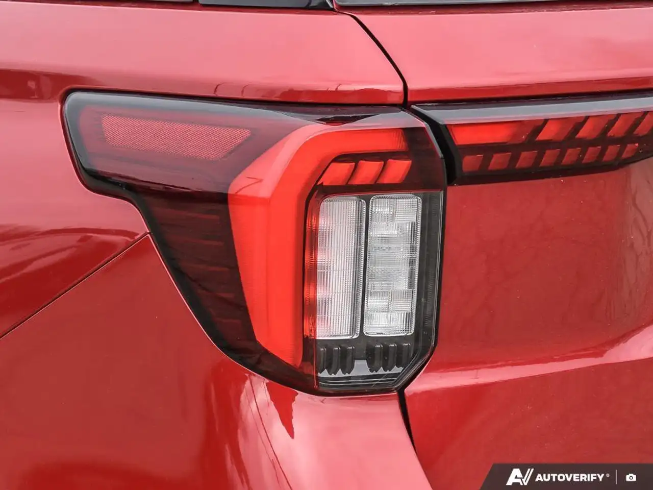 Ford Explorer снимка Ford Explorer